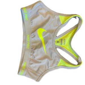 Girls Nike Sportsbra YM